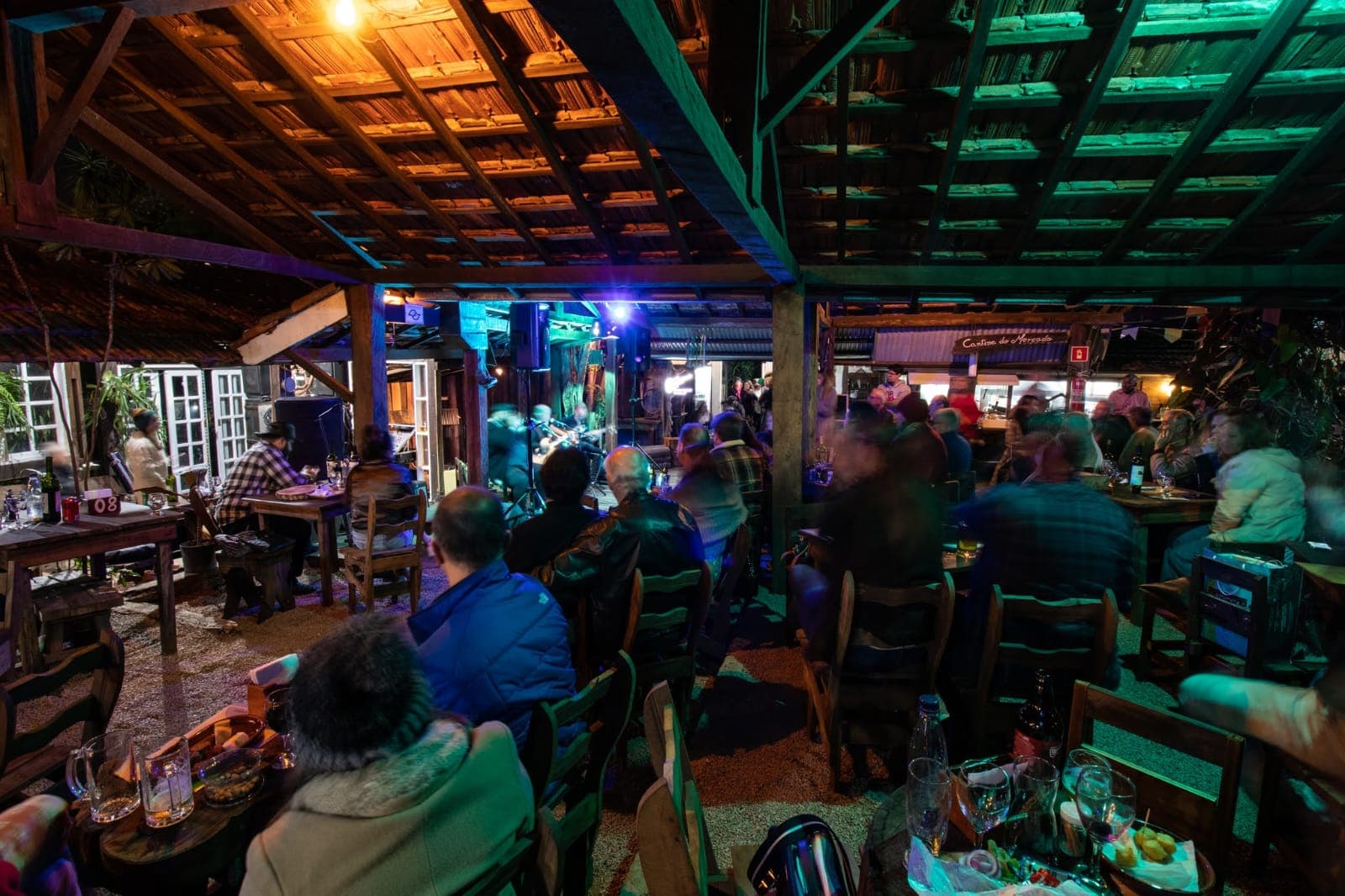 Show ao vivo no Mercado das Artes